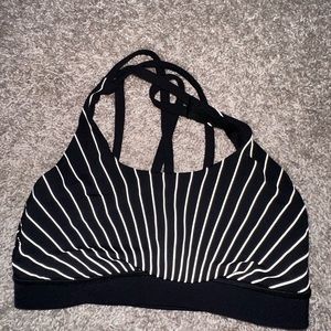 Lululemon Energy bra size 4